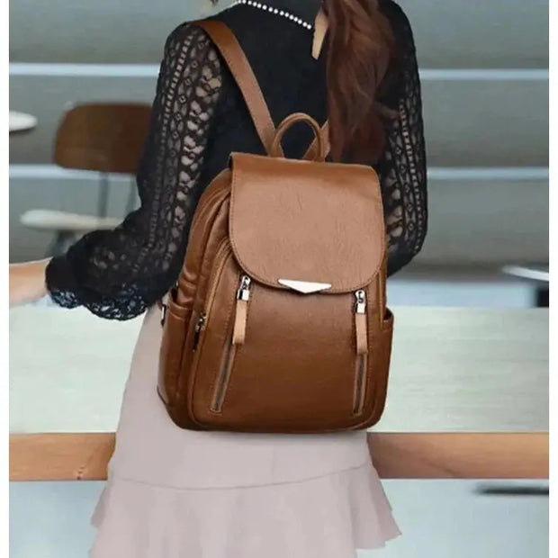 Sac à dos cuir souple poche à rabat   La boutique du sac a dos